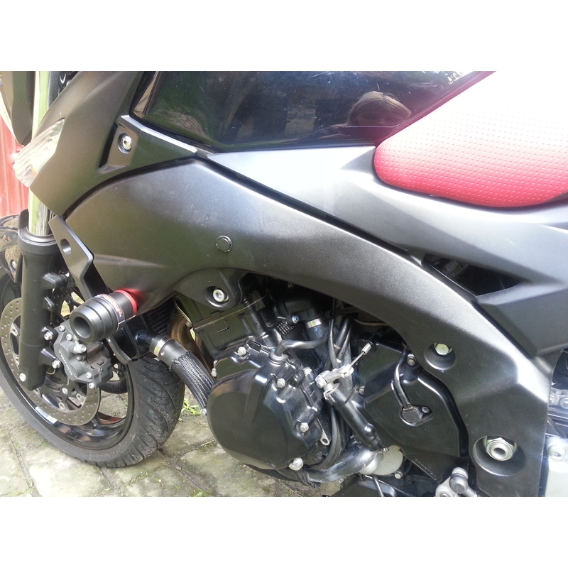 Suzuki GSR 600 yhden pisteen sarja Arrow