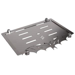 Ruostumattomasta teräksestä valmistettu aluslevy SK-tunnuskilven alla Bat