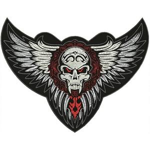 Applikoidut siivet koristeen kanssa - suuri