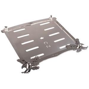 Ruostumattomasta teräksestä valmistettu tyyny CZ-numerokilven alla Kotkat