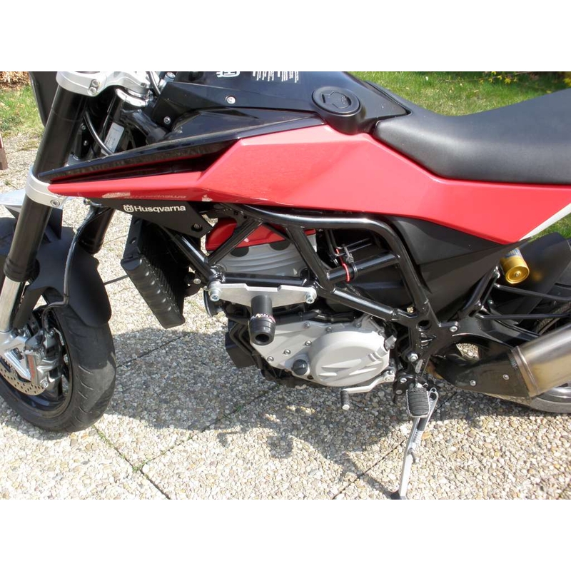 HUSQVARNA Bored 900 Gatling -putki