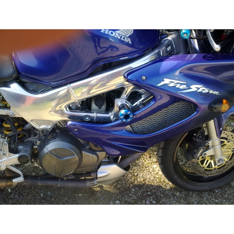 Honda VTR 1000F Arrow alennusmyynti