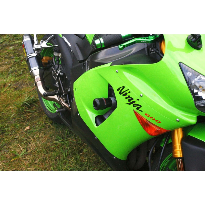Kawasaki ZX-6R (05-06), jossa on Gatling-verhouksen muutos