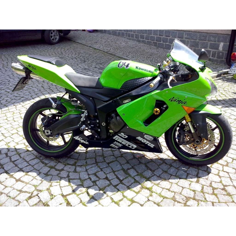 Kawasaki ZX-6R (05-06), jossa on Gatling-verhouksen muutos