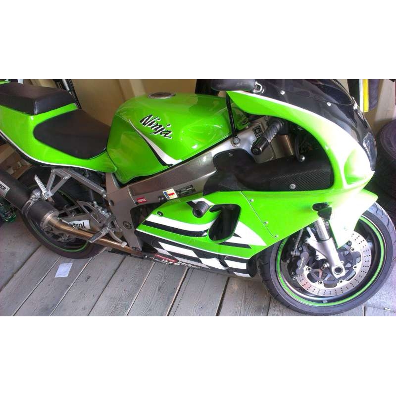 Kawasaki ZX-7R Classic alennusmyynti