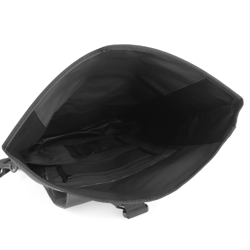 MotoZem vedenpitävä reppu musta-harmaa