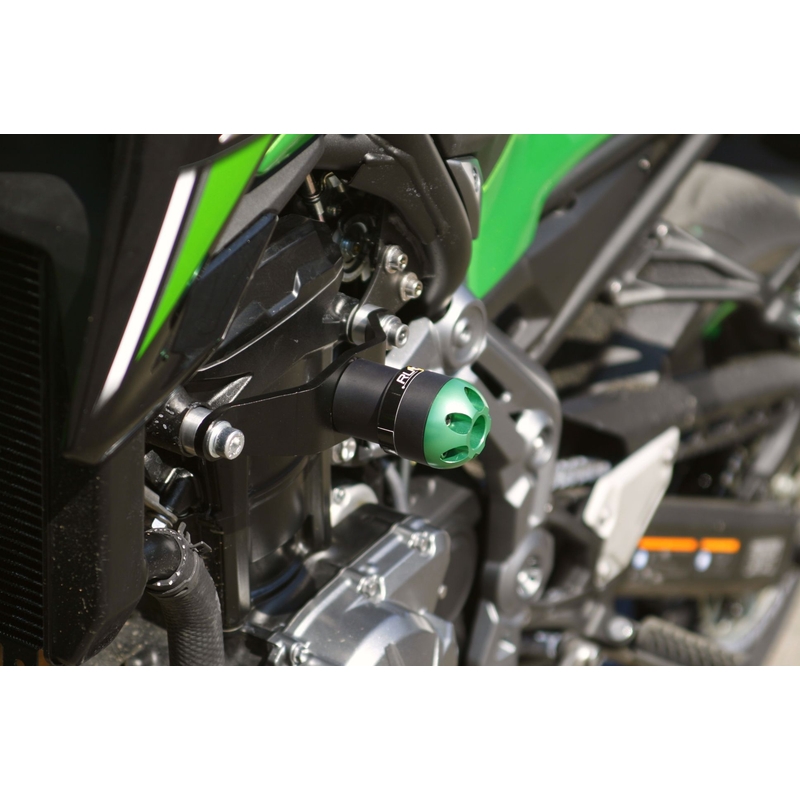 KAWASAKI Z-900 (17-x) Klassikko