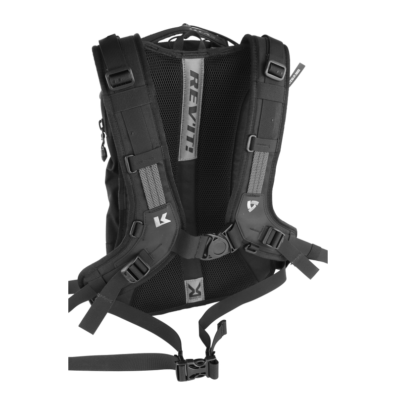 Revit Barren H2O Reppu 18 l musta
