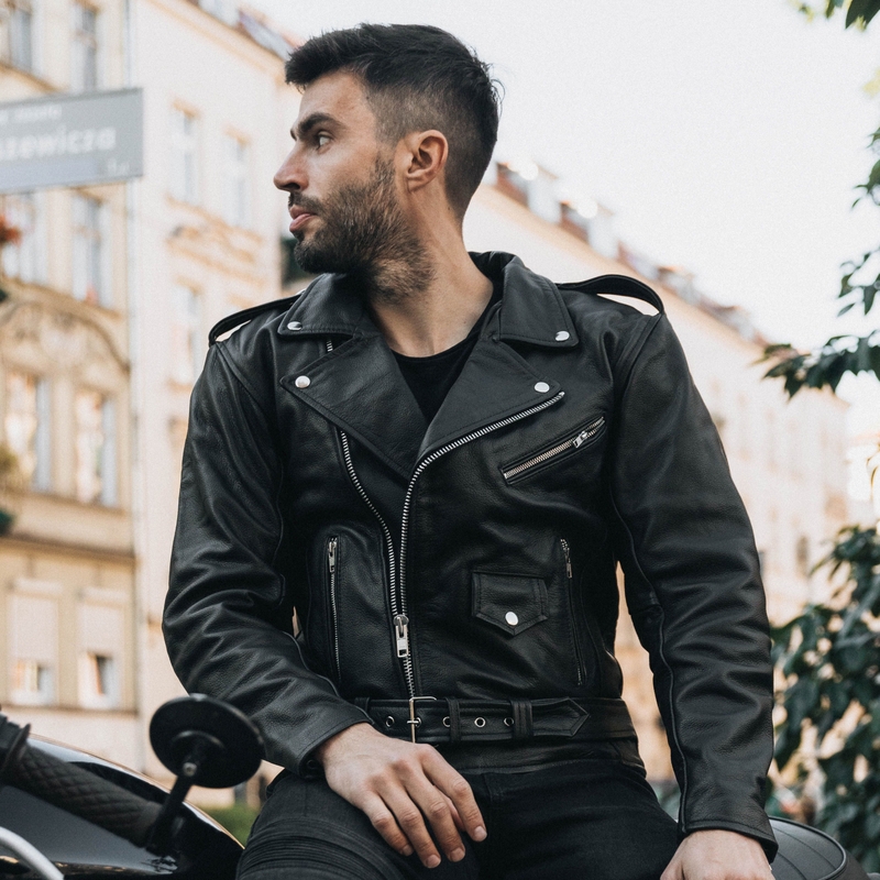 Moto-takki Ozone Ramones musta