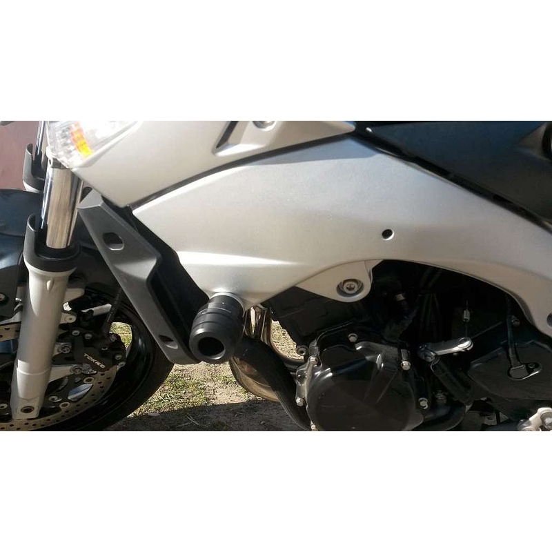 Suzuki GSR 600 yhden pisteen sarja Arrow