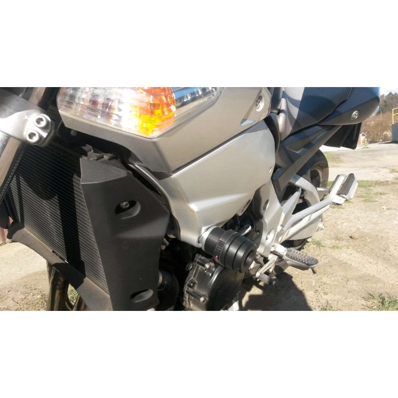 Suzuki GSR 600 yhden pisteen sarja Arrow