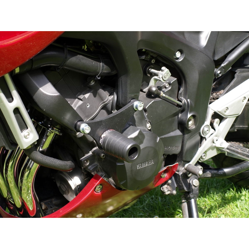 Yamaha FZ6 S2 (06-) (musta runko) Gatling