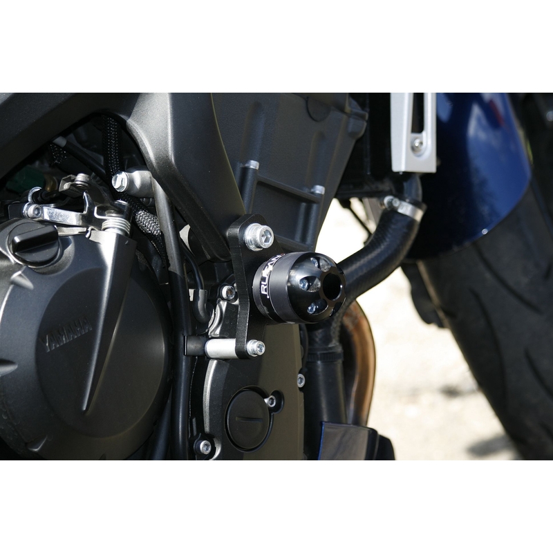 Yamaha FZ6 S2 (06-) (musta runko) Gatling