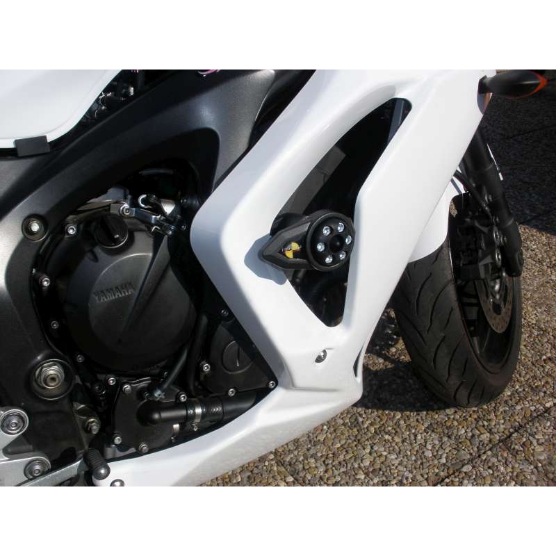 Yamaha FZ6 GT KOKONAISKUVAUS Klassinen