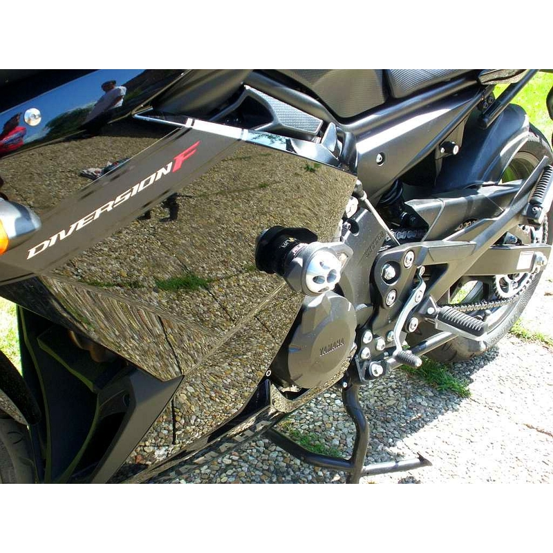 Yamaha XJ-6F (09-) Nuoli