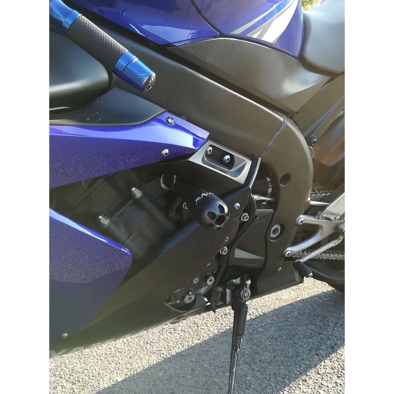 Yamaha YZF-R1 (04-06) Nuoli
