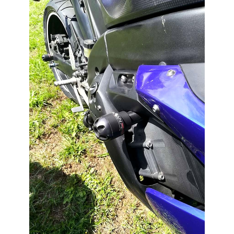 Yamaha YZF-R1 (04-06) Nuoli