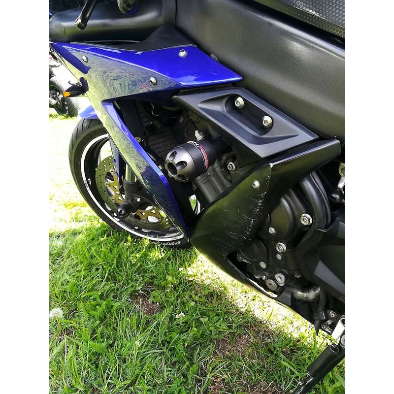 Yamaha YZF-R1 (04-06) Nuoli