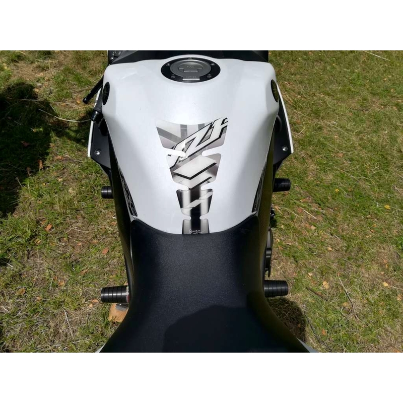 Yamaha YZF-R1 (09-14) Nuoli