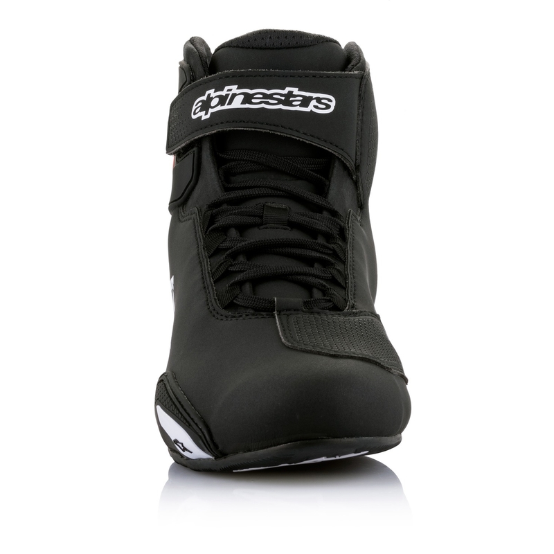 Alpinestars Sector Musta-Valkoinen-Fluo Red Moottoripyöräilykengät