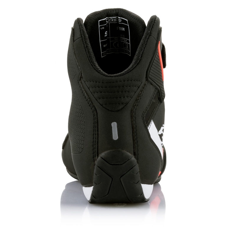Alpinestars Sector Musta-Valkoinen-Fluo Red Moottoripyöräilykengät