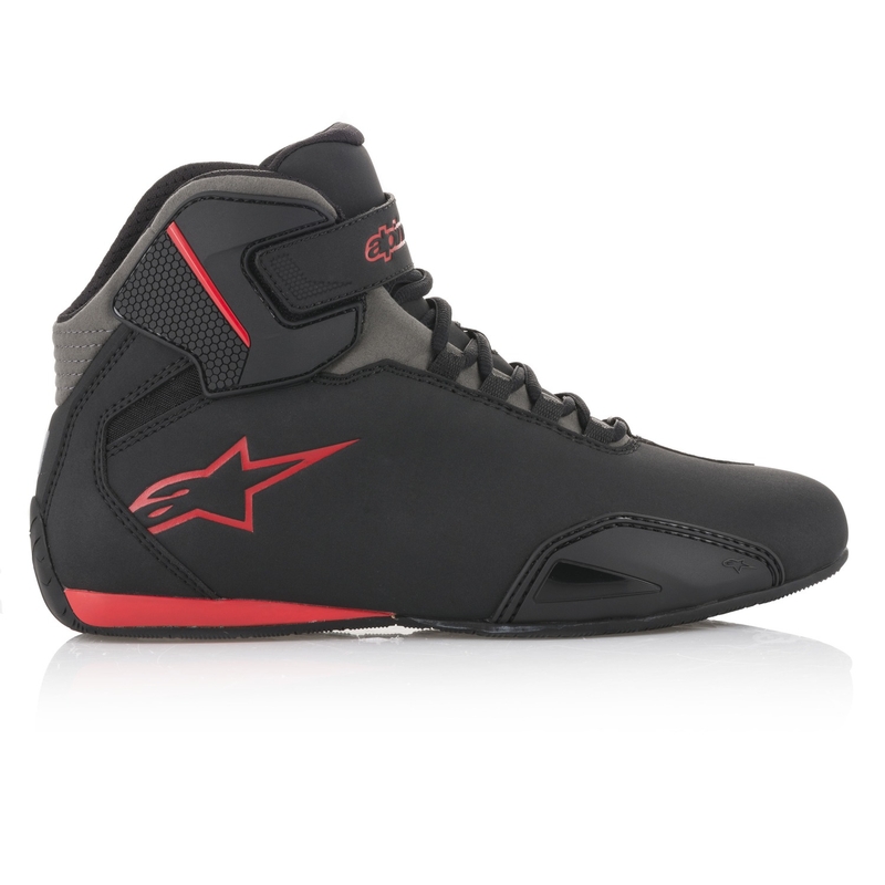 Alpinestars Sector Musta ja punainen moottoripyörä saappaat