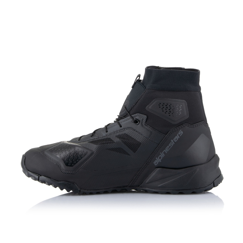 Alpinestars CR-1 mustat ja tummanharmaat moottoripyöräsaappaat