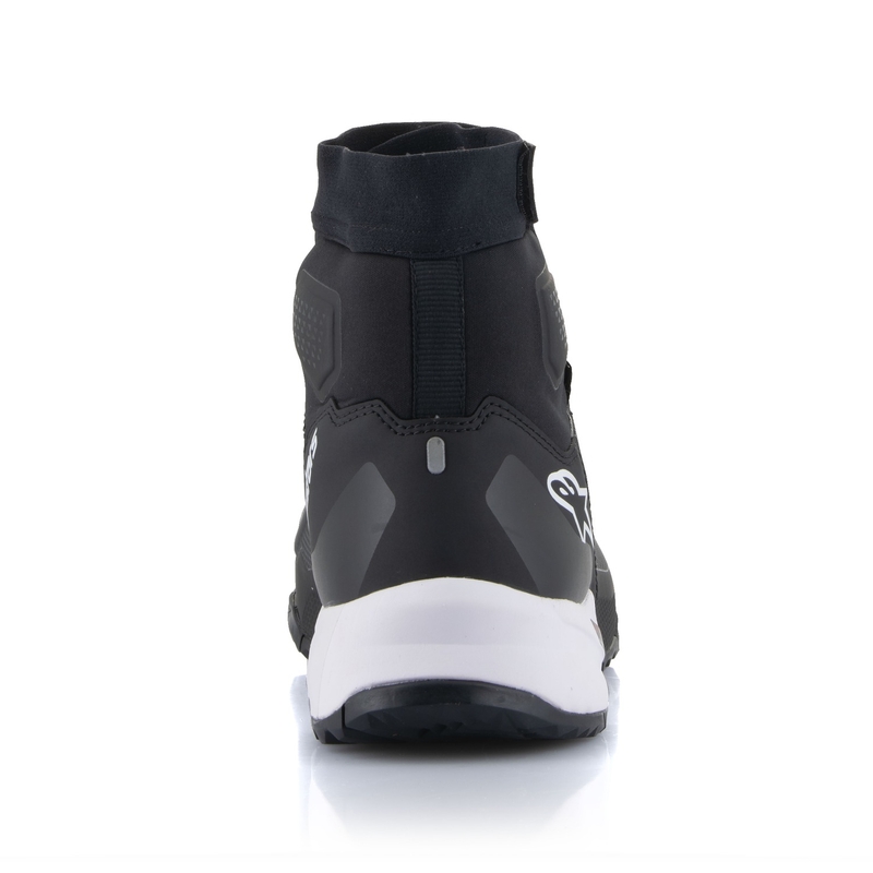 Alpinestars CR-1 mustavalkoiset moottoripyöräilykengät