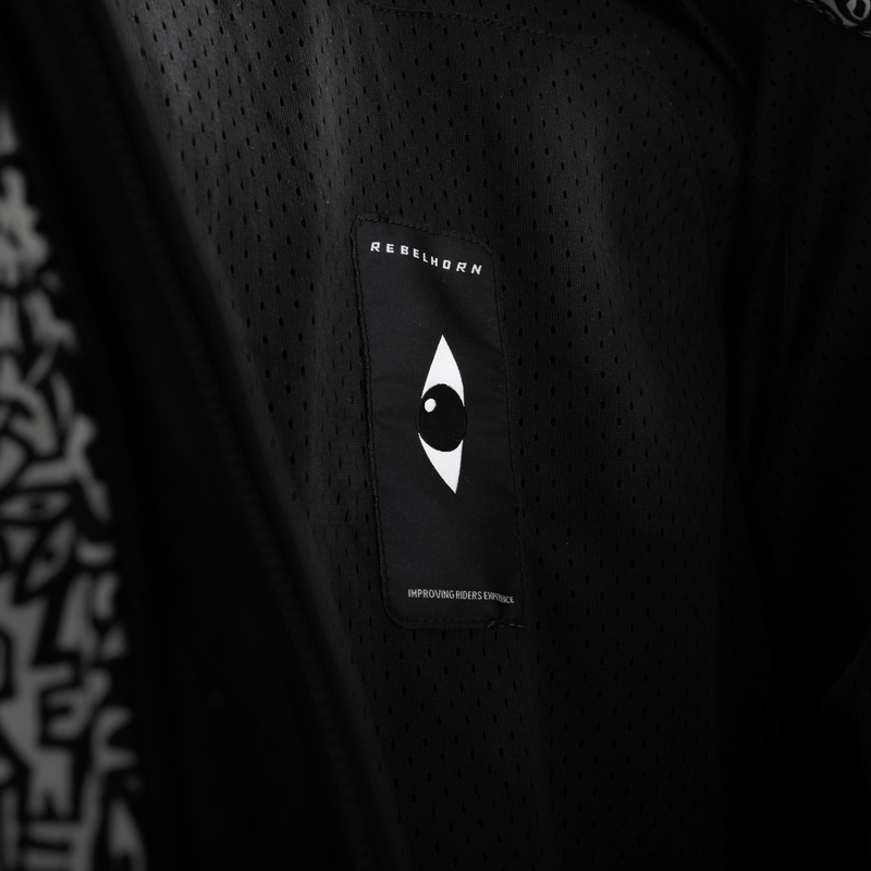 Softshell Moottoripyöräily takki Rebelhorn Slash Noriaki musta ja valkoinen