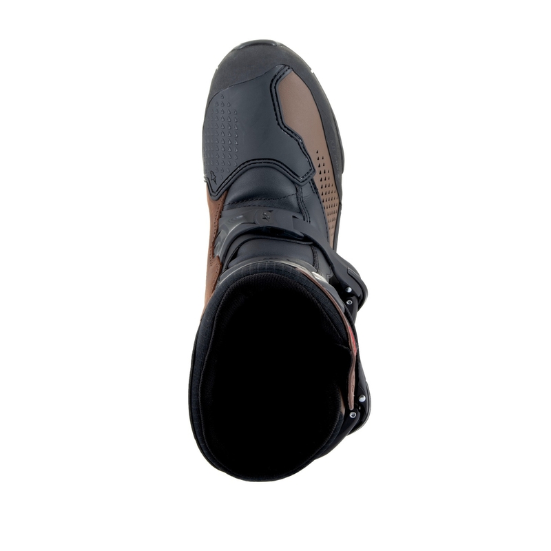 Alpinestars XT-8 GORE-TEX mustat ja ruskeat moottoripyöräsaappaat.