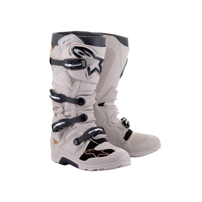 Alpinestars TECH 7 Enduro Drystar hiekanmusta moottoripyöräsaappaat