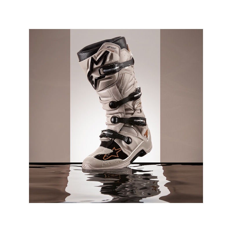 Alpinestars TECH 7 Enduro Drystar hiekanmusta moottoripyöräsaappaat