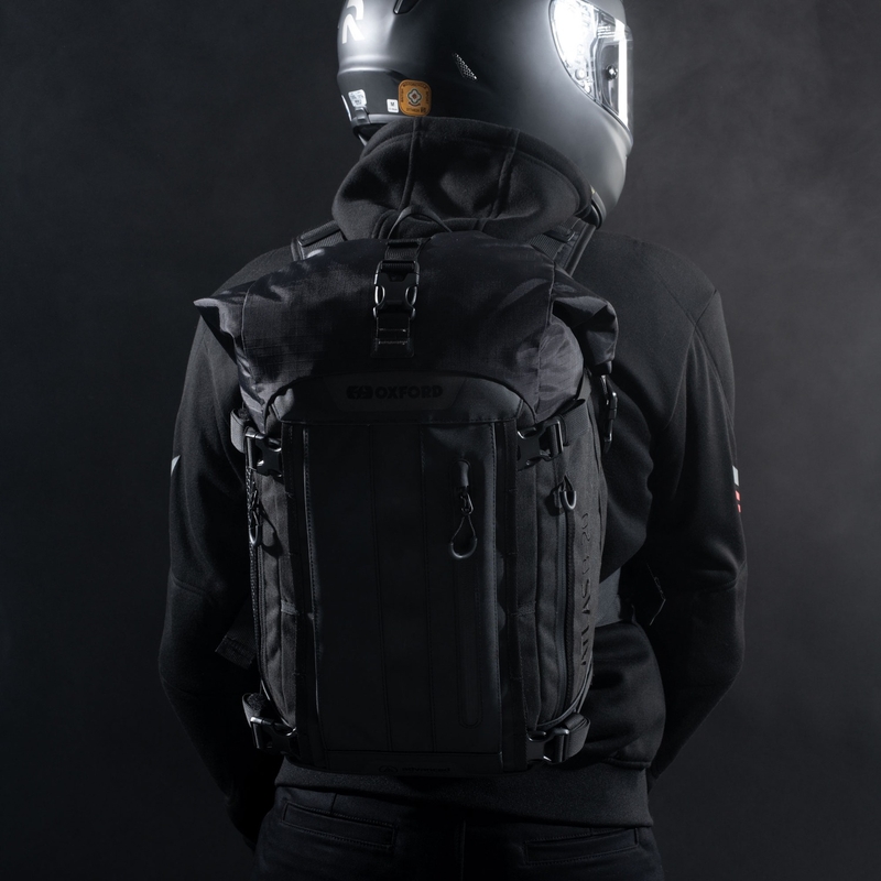 Moottoripyörälaukku Oxford Atlas B-20 Advanced Reppu 20 l musta