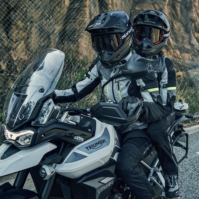 Alpinestars Bogota Pro Drystar 4 Season lyhennetyt moottoripyöräilyhousut Musta