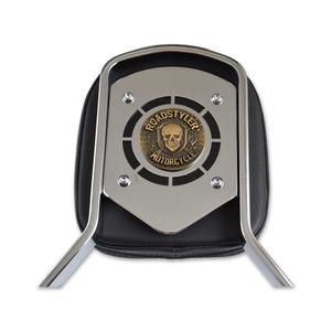 Matkustajan istuimen selkänojan korvaava suojus, jossa on RoadStyler 3 -motiivi