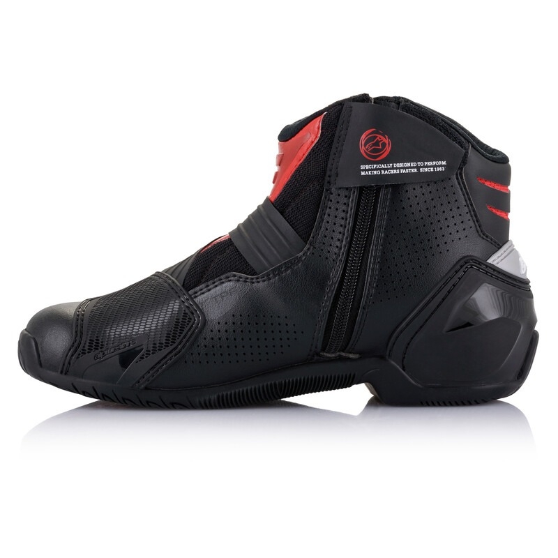 Alpinestars SMX-1 R tuuletetut mustat ja punaiset moottoripyöräsaappaat