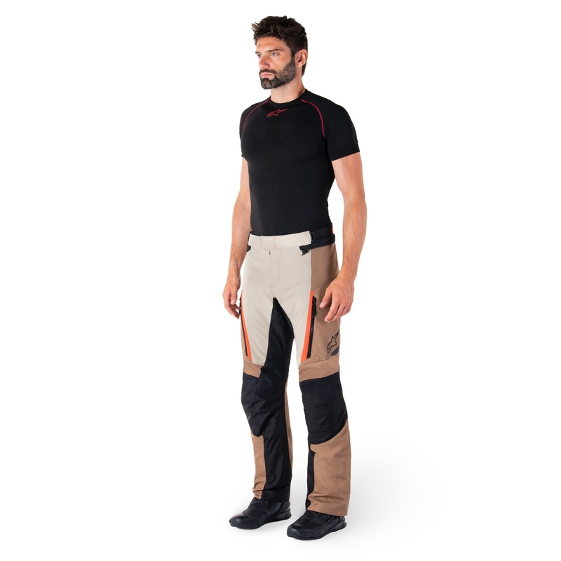 Alpinestars ST-1 Vedenpitävät khaki-hiekka-musta-fluo-punainen moottoripyöräilyhousut