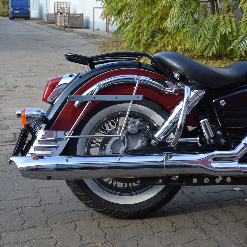 Tukikehykset selkänojalla varustetuille tavaratelineille HONDA VT1100 C3 Aero kromi