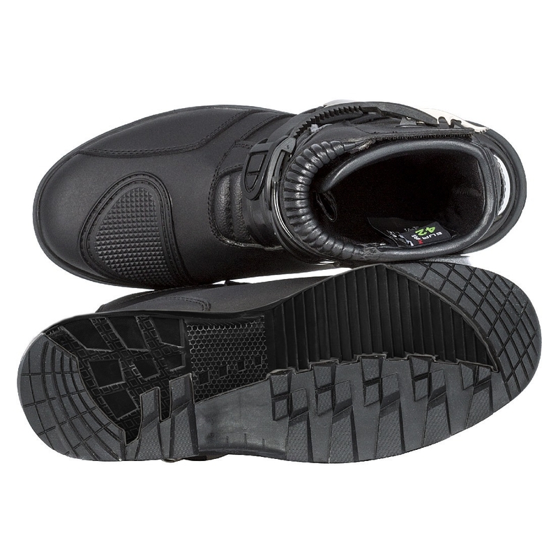 Kore Adventure Mid -kengät