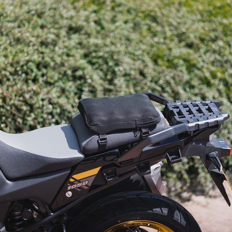 Oxford Air Seat Pillion ja Enduro puhallettava istuintyyny musta
