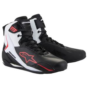 Alpinestars Faster-4 mustat, valkoiset ja punaiset moottoripyöräsaappaat.