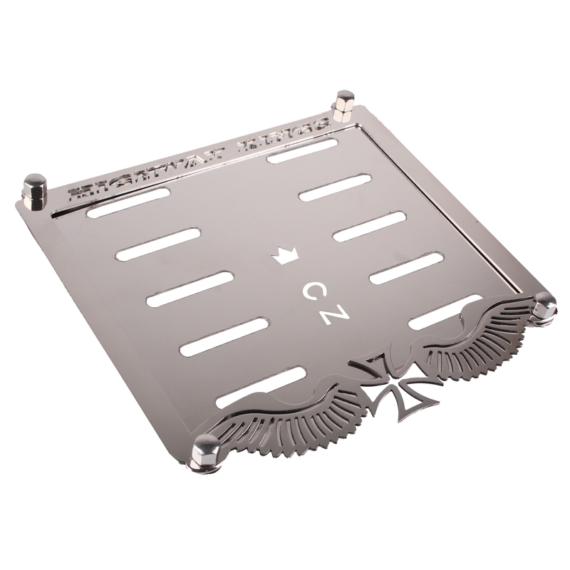 Ruostumattomasta teräksestä valmistettu tyyny CZ-merkkikilven alla Highway Kings