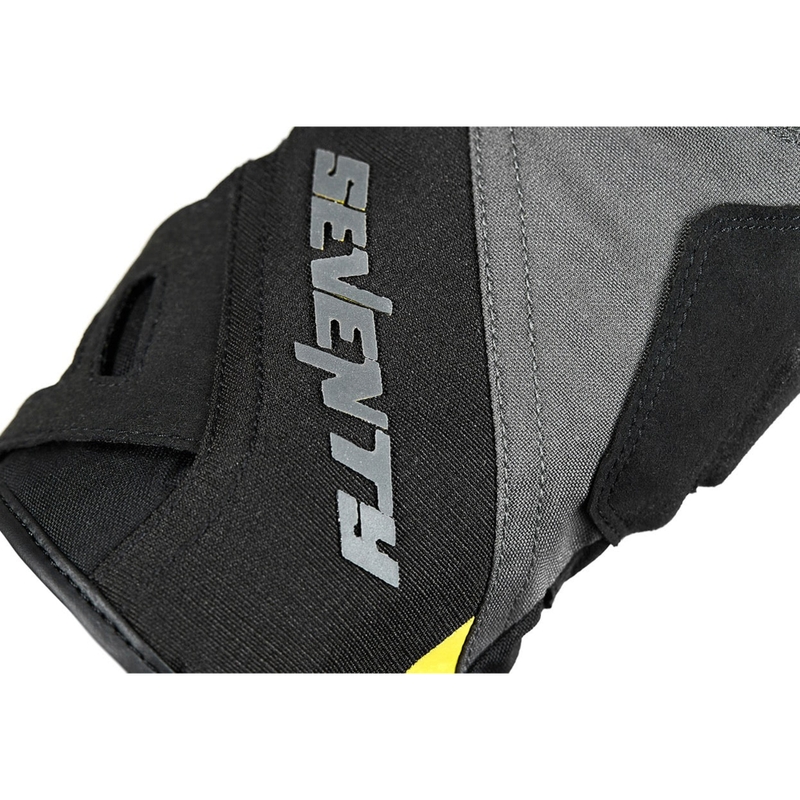 Moottoripyöräilyhanskat Seventy Degrees SD-T55 Atak musta-fluo keltainen