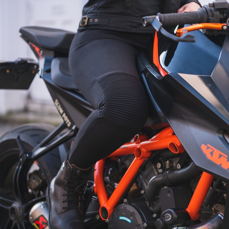 Naisten Oxford Super Moto Leggingsit Musta