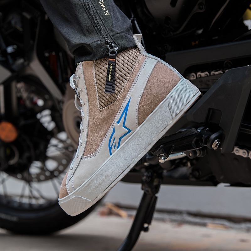 Alpinestars Stella Stated Podium Naisten moottoripyöräsaappaat Valkoinen ja vaaleanharmaa
