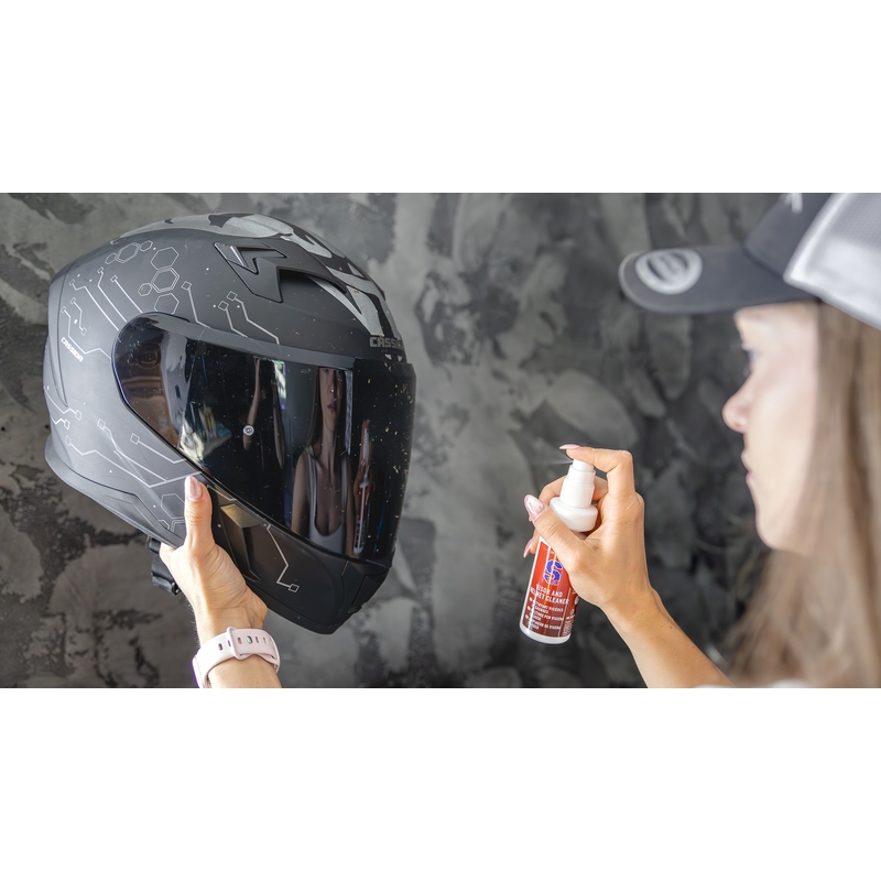 Visor &amp; Helmet Cleaner S100 mikrokuituliinan kanssa - Visor &amp; Helmet Cleaner 100 ml