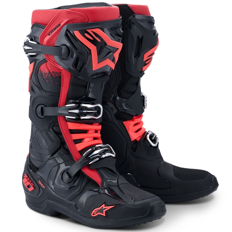 Alpinestars Tech 10 musta ja punainen moottoripyörä saappaat