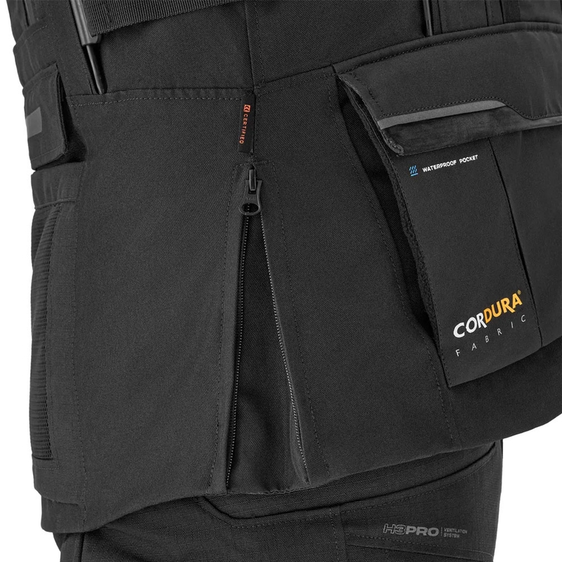 Shima Tracker moottoripyörätakki musta