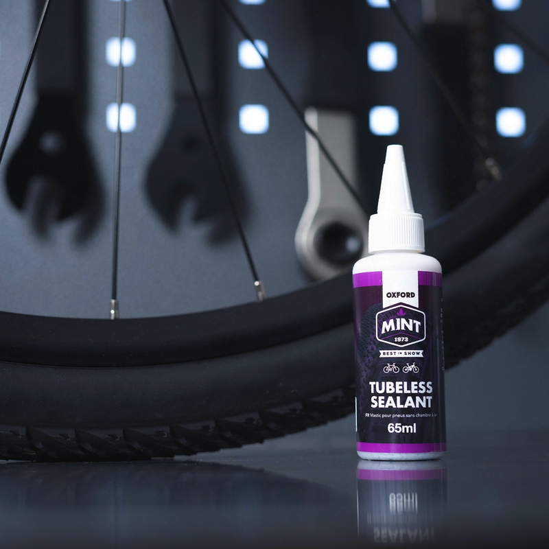 Oxford Mint renkaiden korjaussuihke 65ml