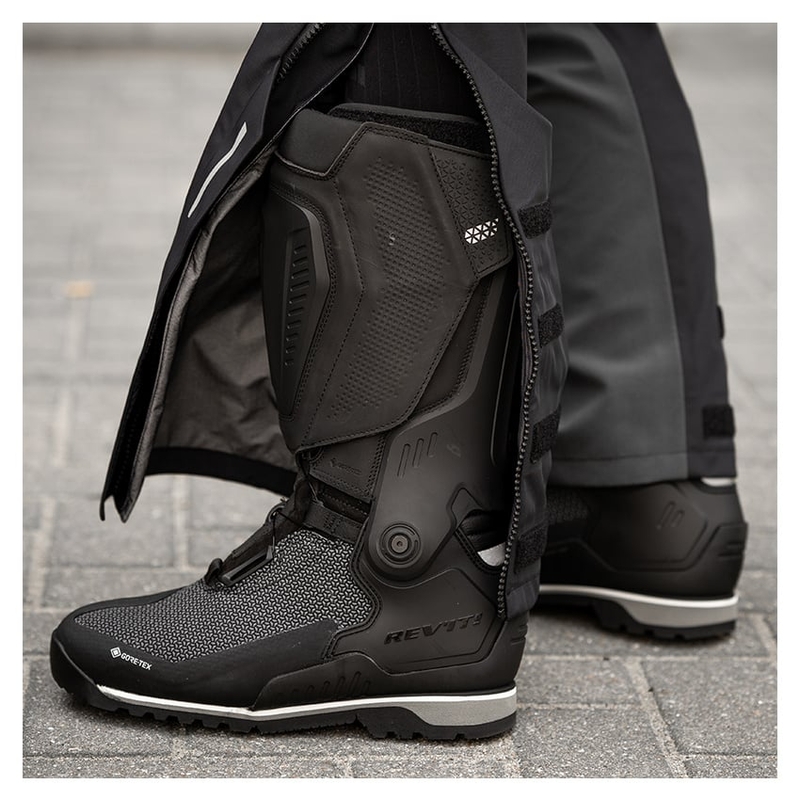 Revit Expedition GTX moottoripyöräsaappaat musta-harmaa
